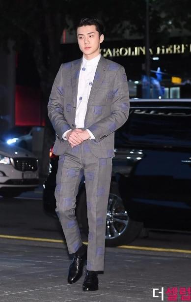 Những em út khổng lồ của Kpop: Nhỏ tuổi nhất nhưng chiều cao khiến ai cũng phải ngước nhìn-22