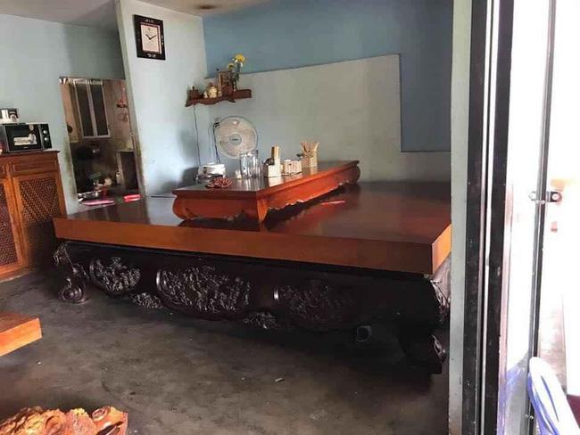 Anh chàng khoe gia đình bán bún bình dân, dân mạng soi kỹ mỗi bộ bàn ghế cho khách ngồi xơi có khi bằng cả gia tài-5