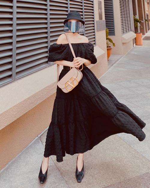 Đội mũ phòng dịch Covid-19 tưởng xấu mà Hồ Ngọc Hà - Lý Quí Khánh có ngay bộ ảnh xuất thần-6