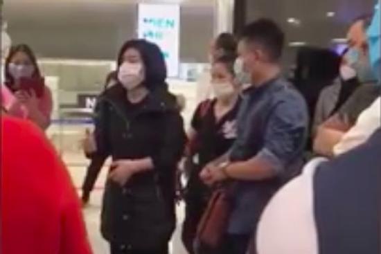 Đại diện sân bay Nội Bài lên tiếng về vụ việc nhóm hành khách gây ồn ào, đòi tự cách ly