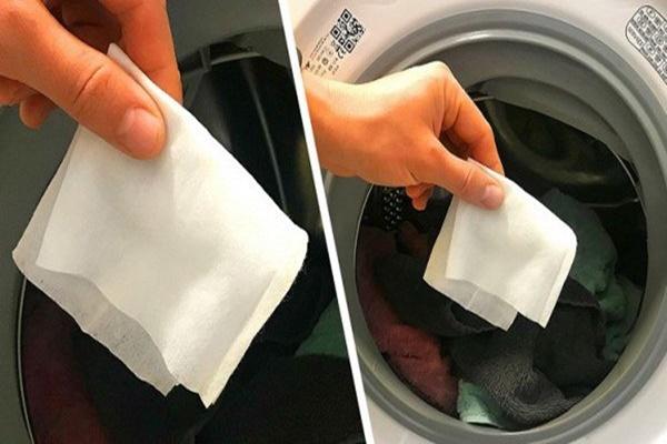 Lấy 2 tờ giấy ướt cho vào máy giặt, hiệu quả bất ngờ mẹ nào cũng nên học theo-3