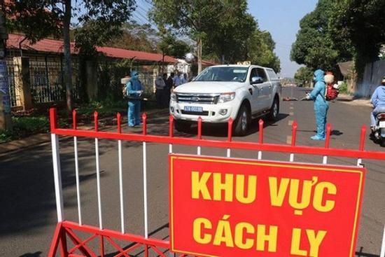 Dự đám cưới ở Ninh Thuận về, 2 nữ sinh viên ĐH Tây Nguyên bị cách ly, toàn trường nghỉ học