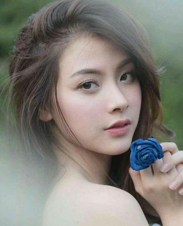 Mỹ nhân Chiếc Lá Cuốn Bay độc chiếm 3 nam thần Thái Lan trong năm 2020-8