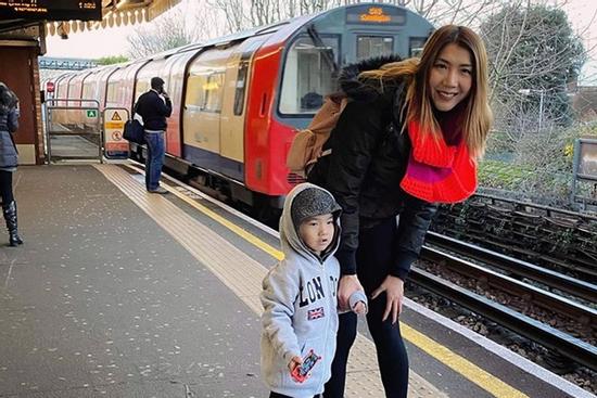 Không thể về quê giữa lúc dịch Covid-19 hoành hành nước Mỹ, Ngọc Quyên viết status đọc mà xót xa