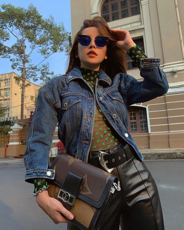 Cú đụng hàng hi hữu mùa dịch: Chi Pu kín kín hở hở còn gái đã có chồng Tóc Tiên thì gợi cảm vô bờ bến!-1