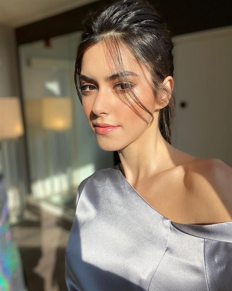 Gia tộc đẹp như tranh của Hoa hậu Hoàn vũ nghiêng nước nghiêng thành-6