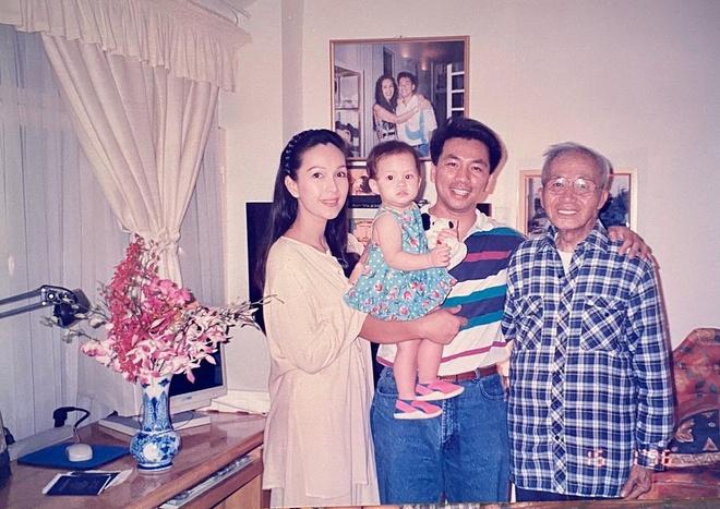 Con gái Diễm My 6X khoe ảnh mẹ ngày trẻ-1