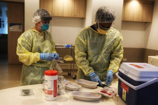 Hà Nội bắt đầu có hiện tượng lây nhiễm chéo Covid-19, sẵn sàng cách ly tập trung số lượng lớn