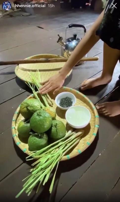 Học hoa hậu HHen Niê trổ tài làm trà ô long cam sả, chẳng cần ra hàng mua nữa rồi!-1