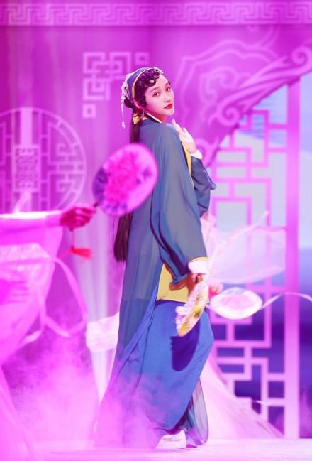 Em gái quốc dân Quan Hiểu Đồng bị chê khi hóa thân thành Trương Mạn Ngọc-4