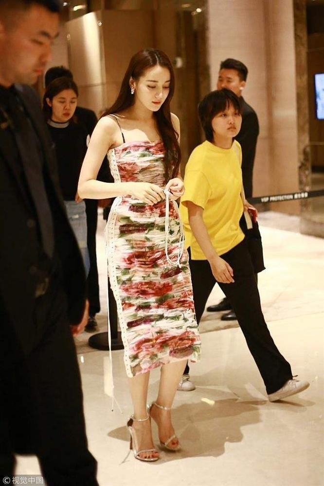 Ảnh chưa chỉnh sửa chứng minh Địch Lệ Nhiệt Ba sở hữu body đẹp miễn chê-7