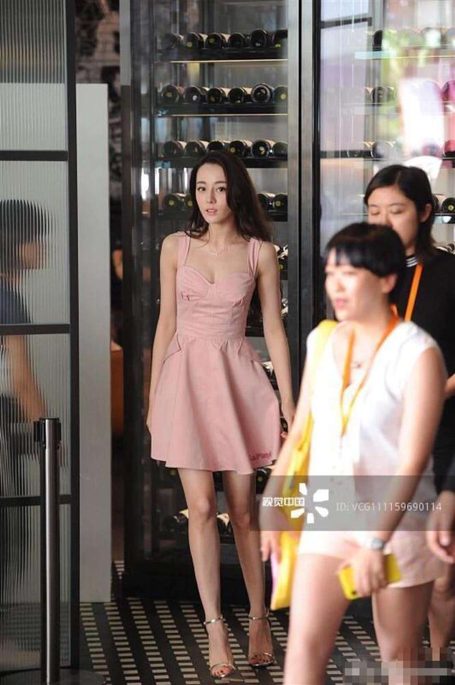 Ảnh chưa chỉnh sửa chứng minh Địch Lệ Nhiệt Ba sở hữu body đẹp miễn chê-9