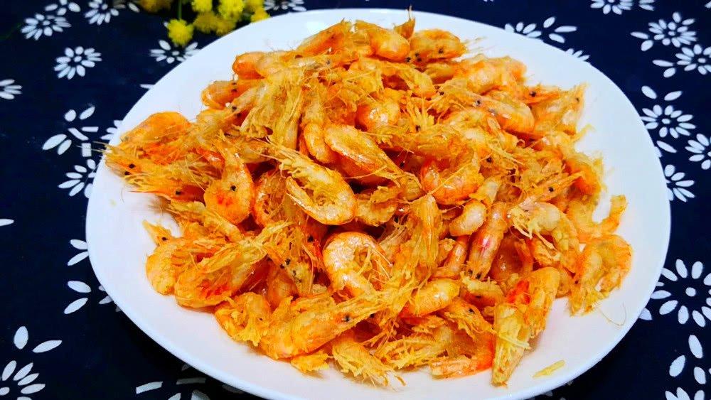 Khi chiên tôm, đừng cho vào chảo trực tiếp, thêm 2 bước nữa tôm ngon lại không tanh-5