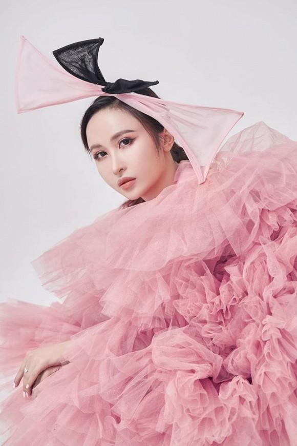 Vợ hai đăng ảnh sống ảo, Minh Nhựa vào thả bình luận liền bị người khác chê sến sẩm-2