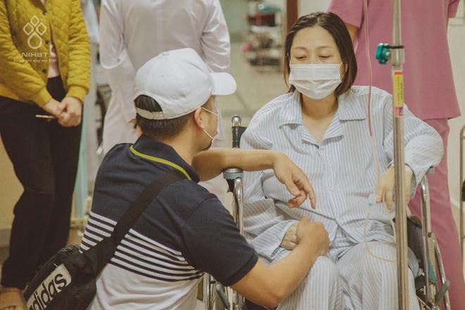 Giọt nước mắt của người đàn ông khi chứng kiến vợ mang thai 37 tuần bỗng phát hiện ung thư máu-2