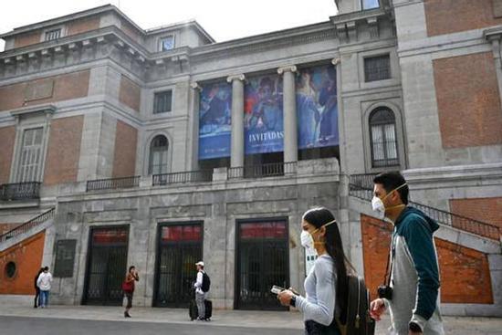 Người Việt ở Tây Ban Nha kể chuyện tình trạng phong tỏa