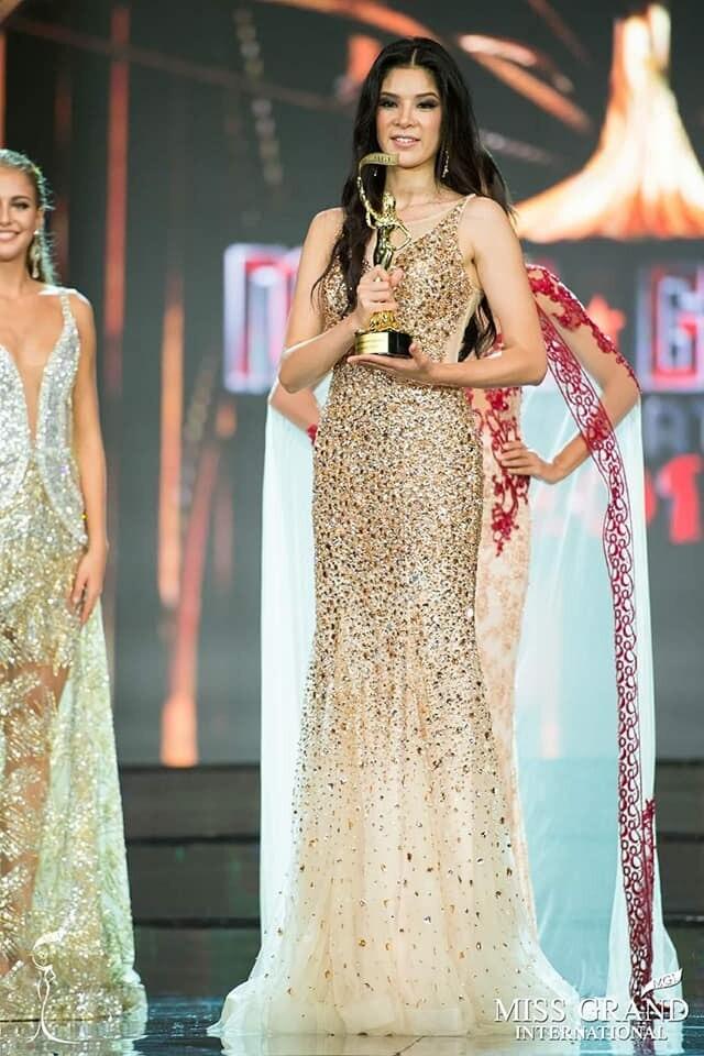 Best Evening Gown: Bộ cực phẩm, bộ thảm họa, Việt Nam được tâm phục khẩu phục-2
