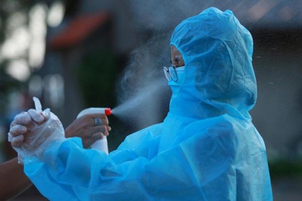 Ca bệnh 93 - 94 của Việt Nam dương tính Covid-19 là người trở về từ Hungary và CH Séc-2