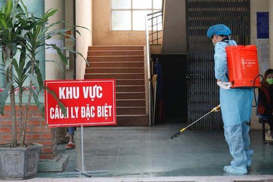 Chung cư cao cấp Goldview bị phong tỏa vì có 2 người Anh nguy cơ nhiễm Covid-19 cao