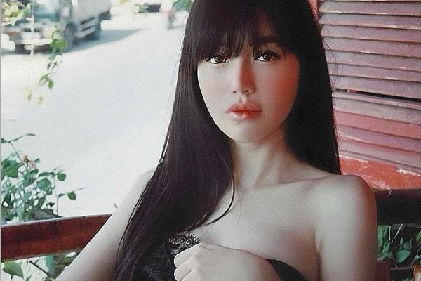Đâu cần phải mặc nội y, Elly Trần cũng có chiêu diện đồ khoe vóc dáng đẹp như tạc-13