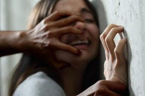 Tên trộm bị cắn đứt lưỡi khi cưỡng hiếp nữ chủ nhà-1