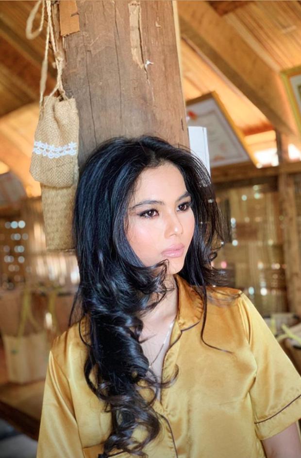 HHen Niê trổ tài make-up cho em gái đẹp chẳng thua gì diễn viên điện ảnh-2