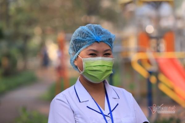 Buổi sáng lạ thường ở khu phố của bệnh nhân thứ 17 sau ngày cách ly-5