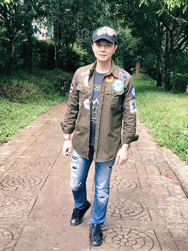 Chồng sắp cưới của Á hậu Thúy Vân: Đã điển trai lại còn là đại gia phim ảnh - bất động sản-8