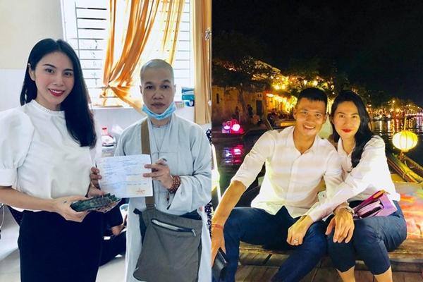 Sơ mi trắng cũng là item ưa thích của nữ ca sĩ sinh năm 1985. Cô thường phối với quần jeans khỏe khoắn nếu đi cùng ông xã hoặc có thể biến tấu cùng chân váy hay quần dài ống loe thời thượng.