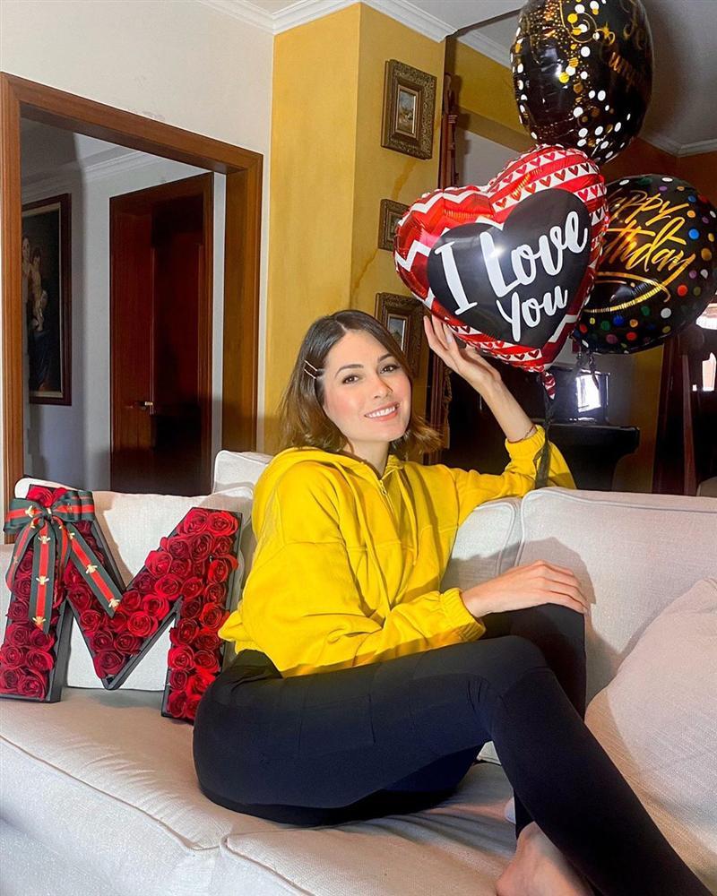 Bản tin Hoa hậu Hoàn vũ 22/3: Hoàng Thùy liệu có hợp với chiếc vương miện nào trong Big6?-6