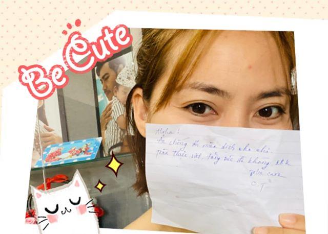 Hình ảnh Thanh Bình trong nhà riêng lọt vào góc máy tự sướng của Ngọc Lan-1