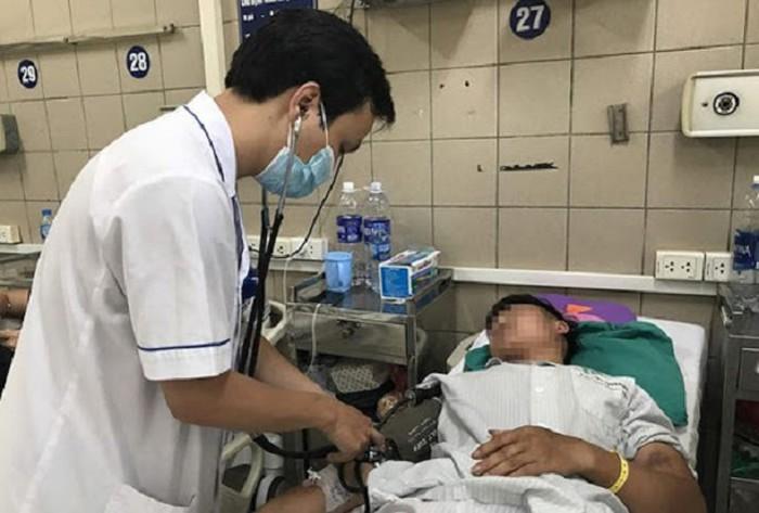 Hà Nội: Một người phải cấp cứu vì uống 15 viên thuốc trị sốt rét để... phòng Covid-19-1