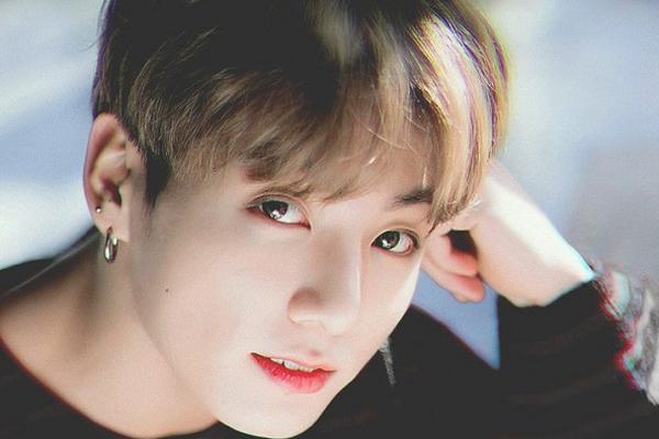 Tướng mạo của người phụ nữ yêu tiền như tính mạng, sẵn sàng nịnh trên nạt dưới vì ham lợi-4