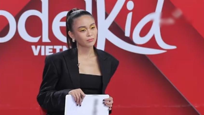 Ai hại Mâu Thủy mà trang điểm như Tôn Ngộ Không thế này-4