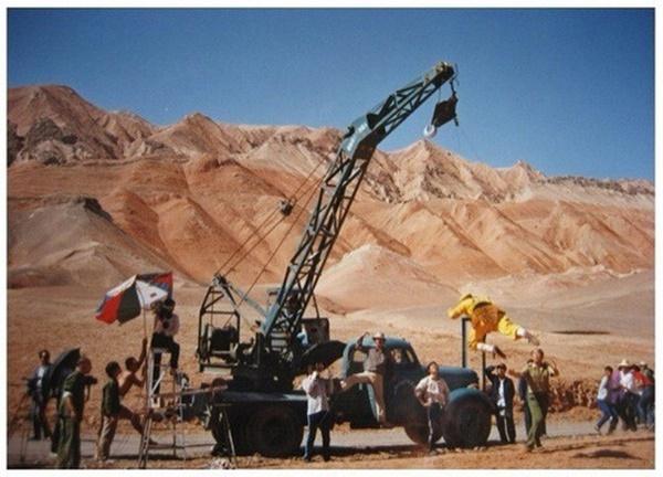 Rùng mình 5 lần chết hụt suýt bức tử đoàn phim Tây Du Ký-1