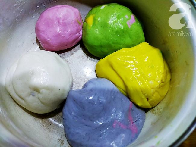 Mùng một đầu tháng làm bánh trôi ngũ sắc mong tháng mới bình an-1
