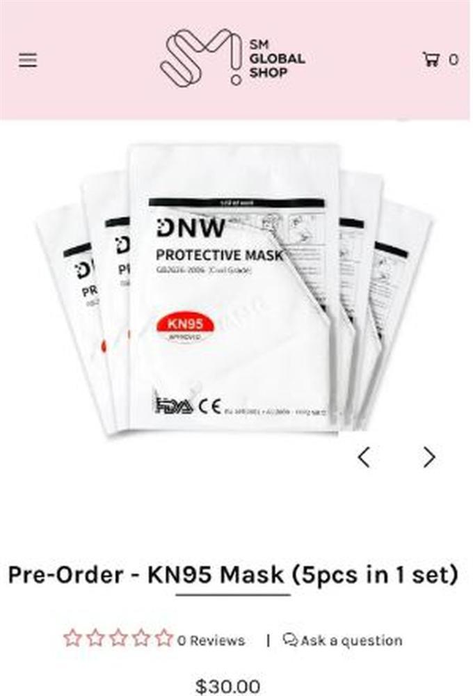 Công ty giải trí SM bị phản đối khi bán khẩu trang quá đắt-1