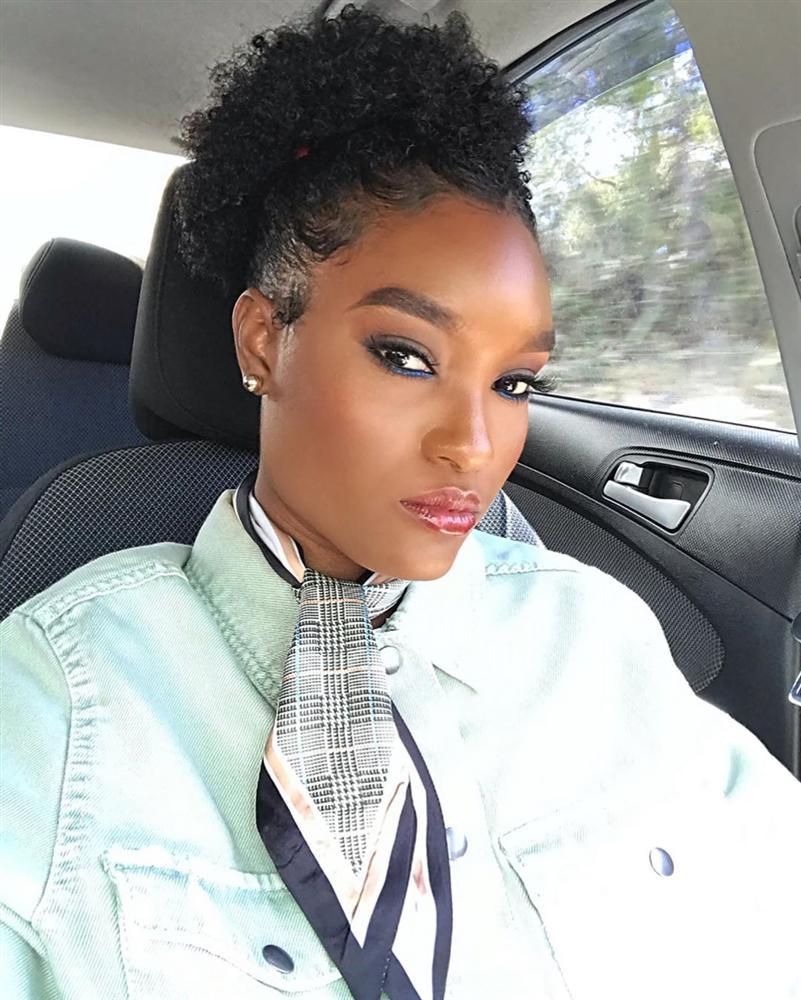 Bản tin Hoa hậu Hoàn vũ 24/3: Catriona - Tamaryn - HHen Niê gây sốt với khẩu trang fashion có 1-0-2-7