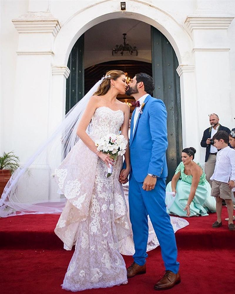 Bản tin Hoa hậu Hoàn vũ 24/3: Catriona - Tamaryn - HHen Niê gây sốt với khẩu trang fashion có 1-0-2-3