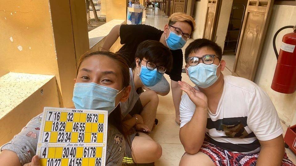 Võ Hoàng Yến phẫn nộ du học sinh Canada chê khu cách ly: Người thất học còn biết sống hơn em-4