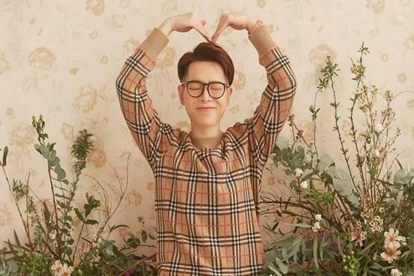 Hát tiếng Anh ú ớ mà chuyển sang tiếng Việt thì quên hẳn lời, Đức Phúc khiến Trấn Thành nổi điên-6