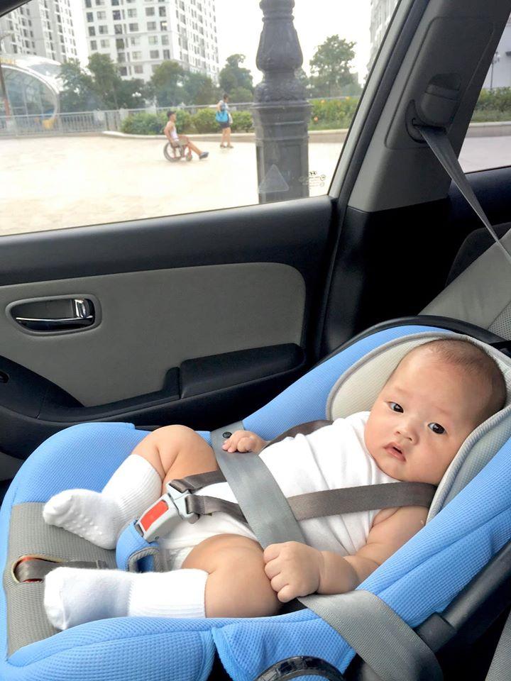 Ly Kute lần đầu công bố ảnh hiếm thuở mới lọt lòng của con trai Khoai Tây-6