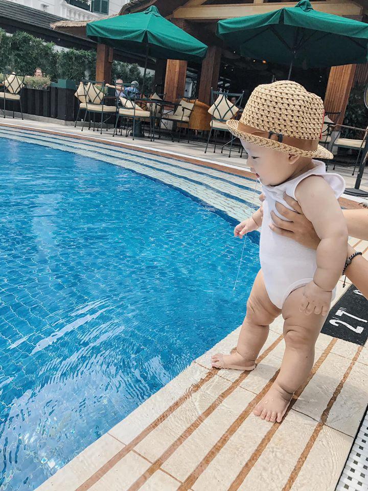 Ly Kute lần đầu công bố ảnh hiếm thuở mới lọt lòng của con trai Khoai Tây-12