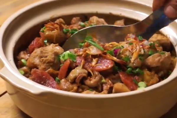 Cách làm cơm niêu thập cẩm đổi bữa cuối tuần-1