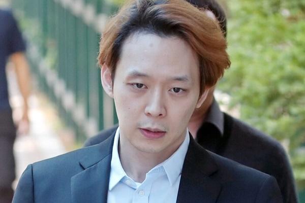 Netizens khinh bỉ Park Yoochun khi anh mở kênh Youtube trở lại làng giải trí-5