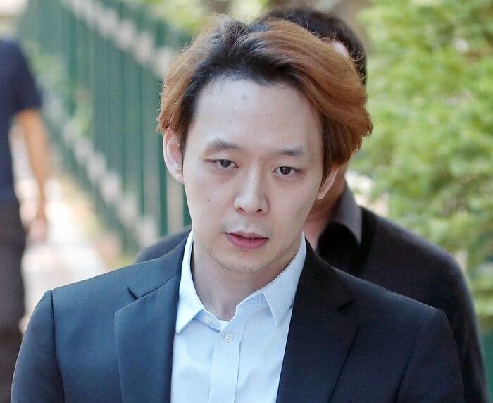 Từ idol thuần khiết đến kẻ tội đồ Kbiz, Park Yoochun (JYJ) giả dối như thế đó!-1