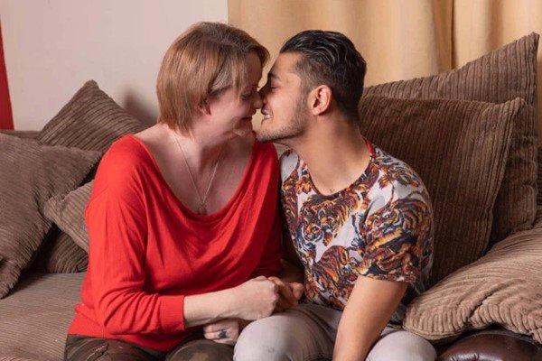 Để mẹ gặp cậu bạn thân, con trai choáng váng khi 2 tháng sau có bố dượng mới-3