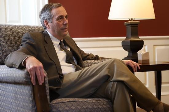 Hiệu trưởng ĐH Harvard và vợ mắc Covid-19