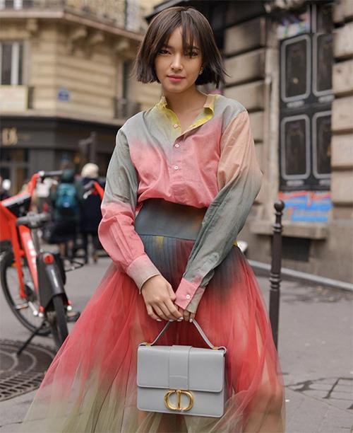 SAO MẶC ĐẸP: Mai Phương Thúy - Chi Pu cùng chọn suit kín đáo đi từ thiện-2