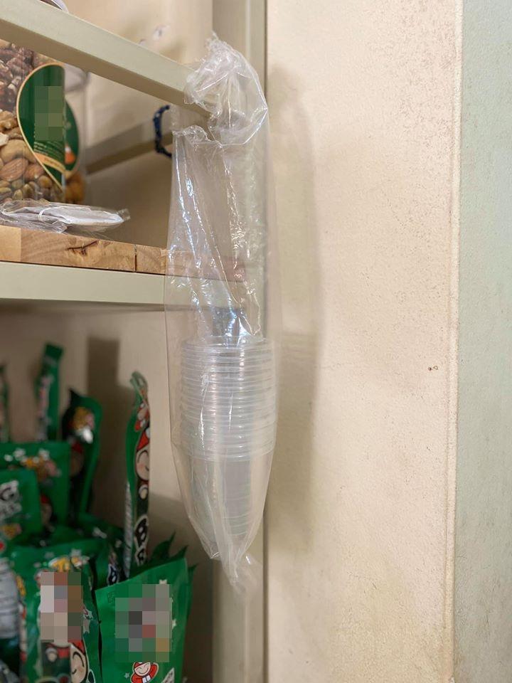 Võ Hoàng Yến và hội chị em cách ly tái chế đồ vô dụng thành vật hữu ích bất ngờ-7